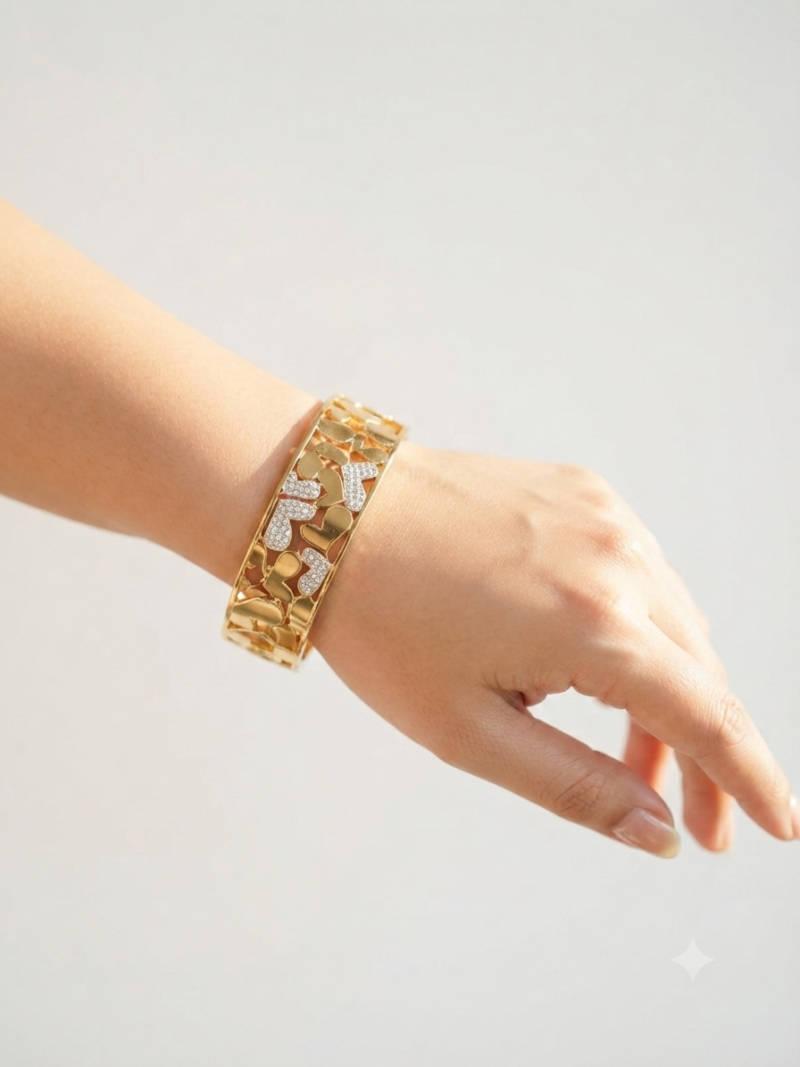 Anti tarnish bangle bracelet with white hearts