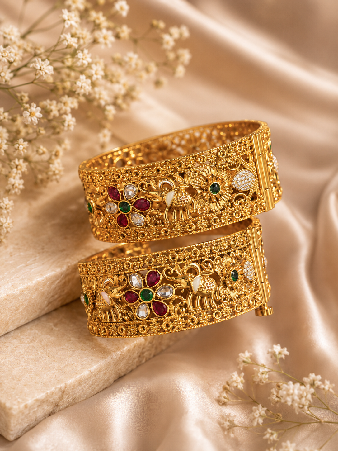 Brass heritage microgold polished beautiful golden bangle set