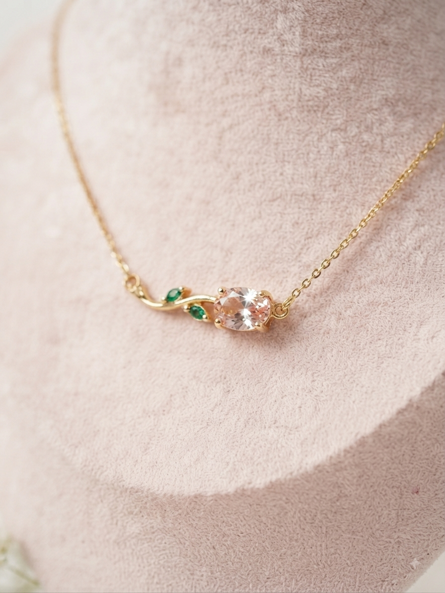 Beautiful anti tarnish pink tulip locket.